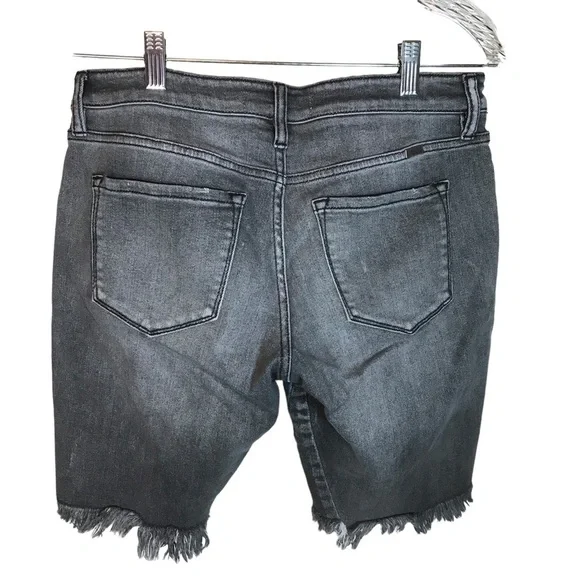 Kancan bermuda shorts 9/28 gray fringed hem stretch distressed 10” inseam - Picture 4 of 9